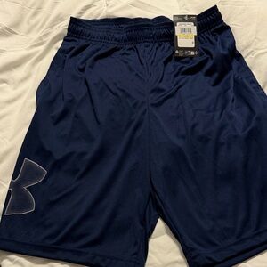 Under Armour Men's Dark Blue Athletic Shorts with pockets